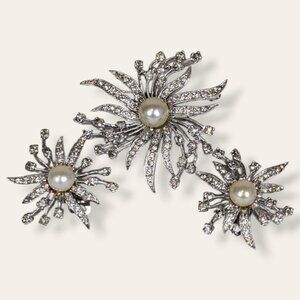 V. White Rhinestone & Faux Pearl Floral Demi Parure